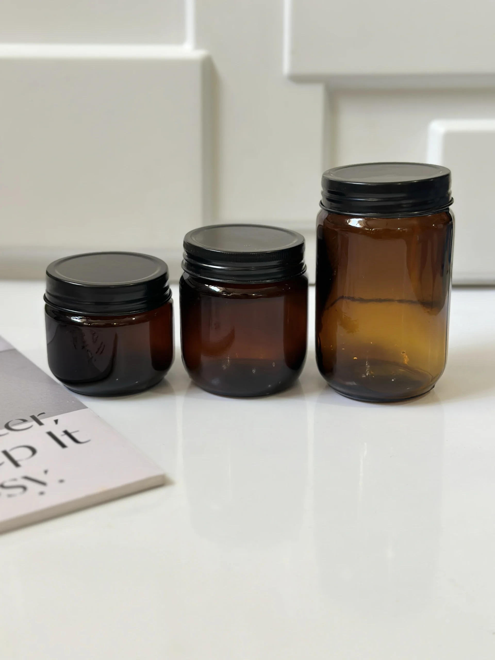 جار قهوه ای جار قهوه ای