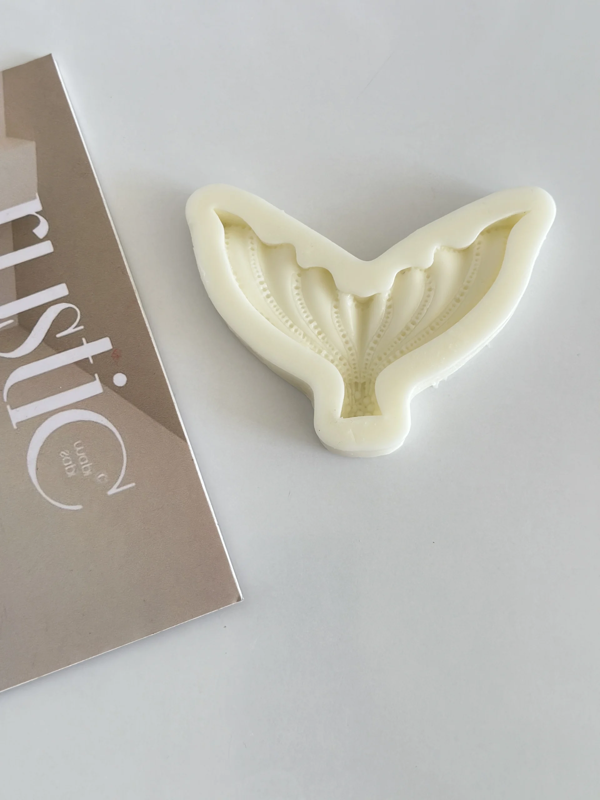 مولد دم پری بزرگ مولد دم پری بزرگ