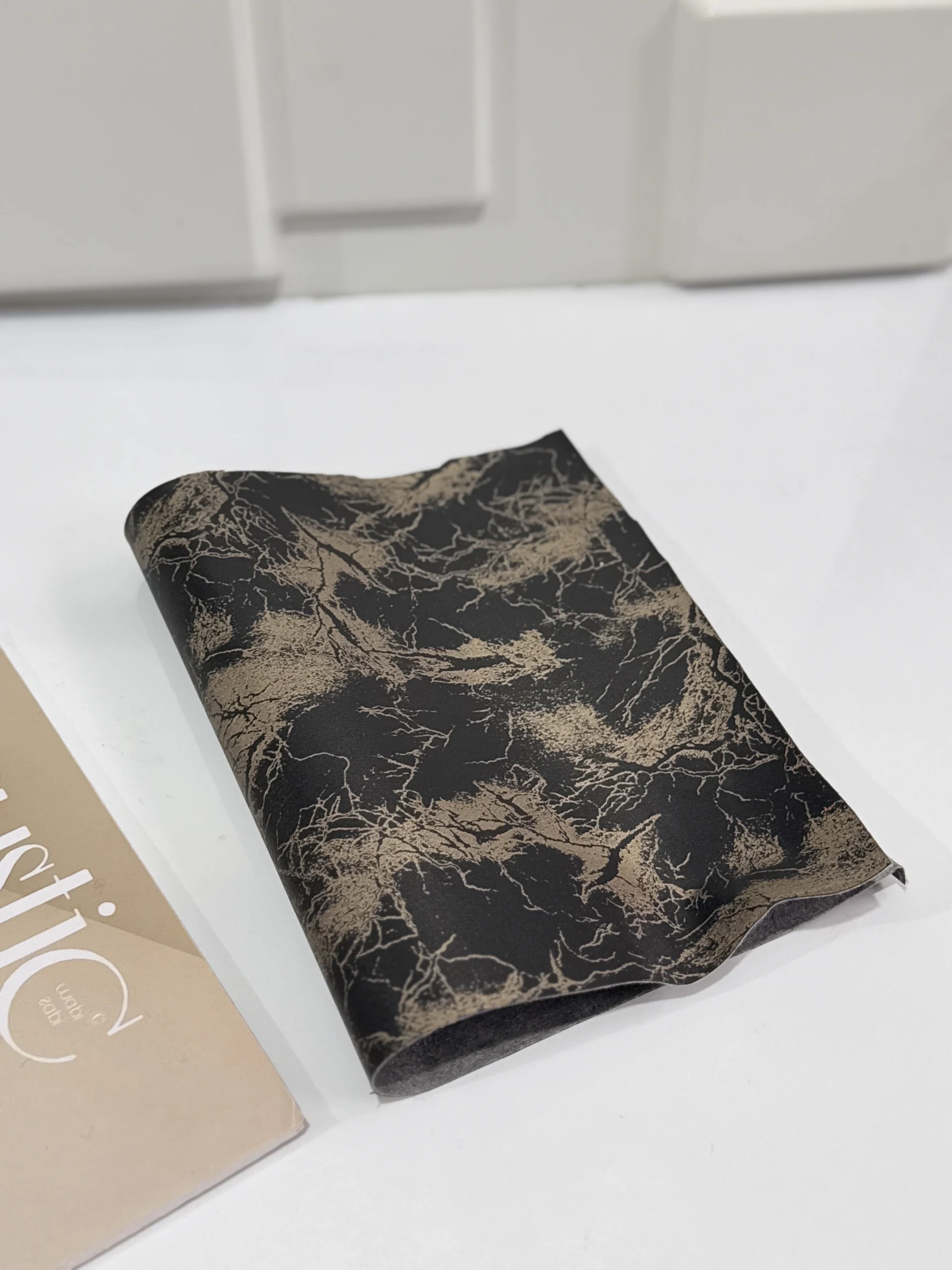 چرم طرح سنگی چرم طرح سنگی