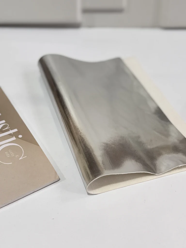 چرم نقره ای